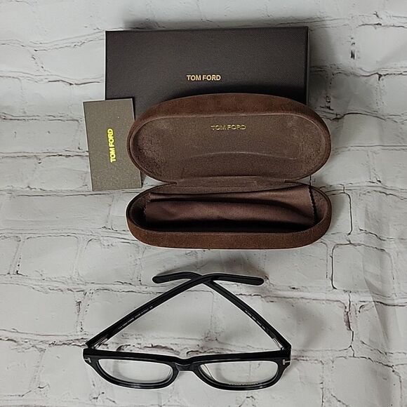 Tom Ford glasses new demo main image 7